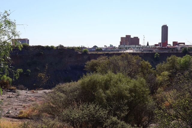 Exchanging Knowledge with Participants in Kimberly (Northern Cape)